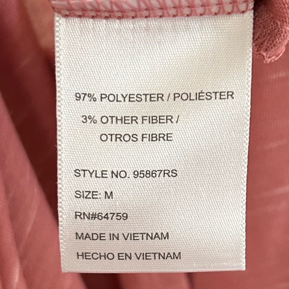 Rainbeau Pink Sleeveless Slit Back Tank Top - Picture 5 of 9